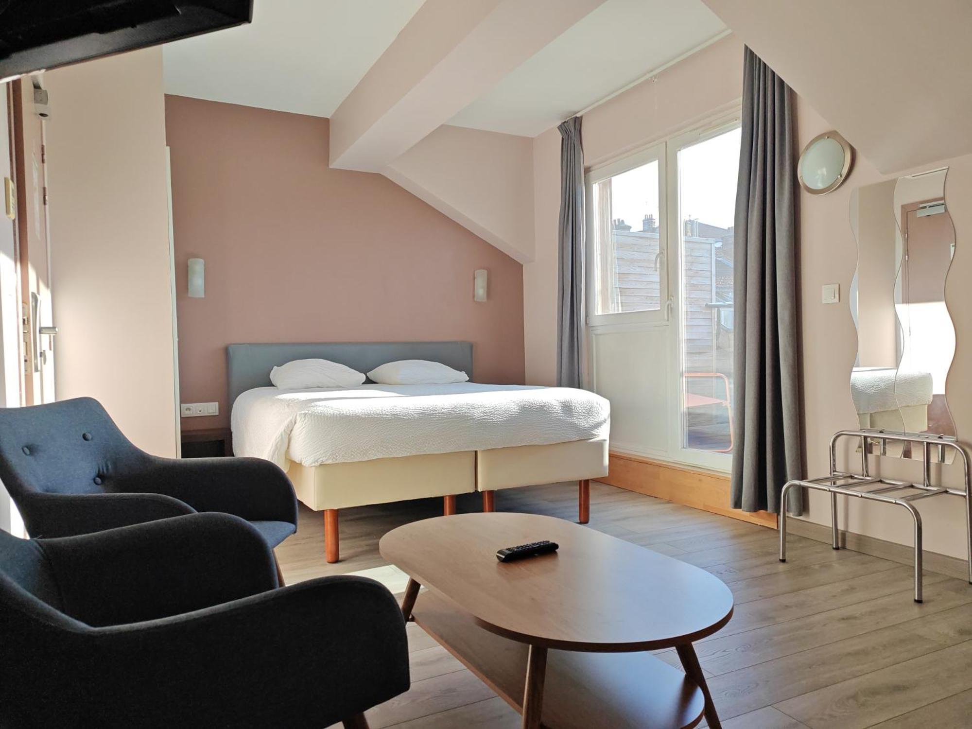 Urban Style, Hotel Le Cheval Noir, Saint-Etienne Eksteriør billede
